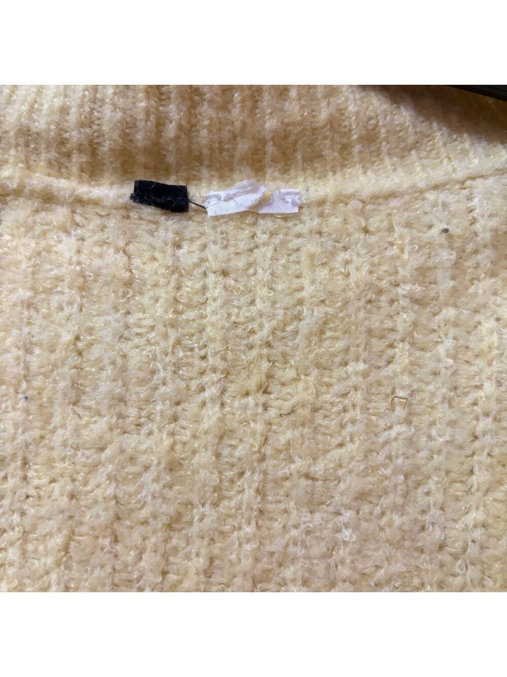H&M Rib-Knit Button Cardigan – Butter Yellow – V-Neck - Picture 4 of 9